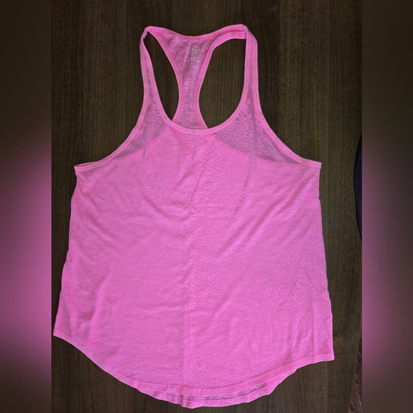 Bundle Of 3 - SO Perfect Active Tank - XL - Gray, Pink, & Green - Picture 3 of 9